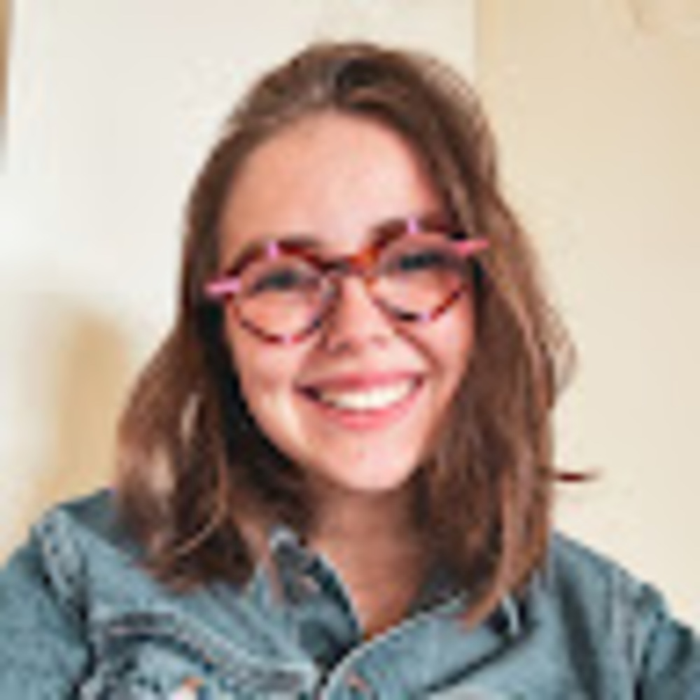 Meet your Posher, Emma